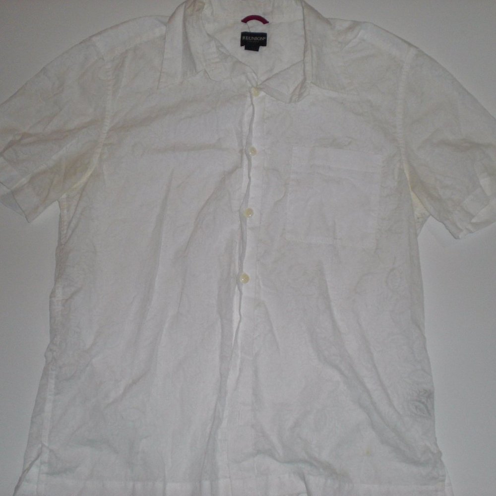 REUNION SHORT SLEEVE BUTTON UP
